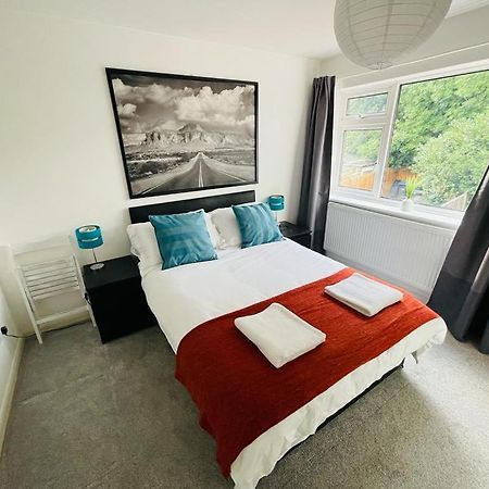 Enfield Chase Apartment מראה חיצוני תמונה